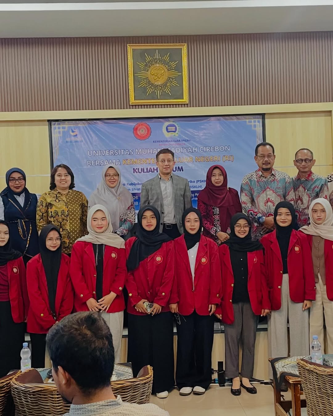 UMC CIREBON KULIAH UMUM BERSAMA KEMENTERIAN LUAR NEGERI RI 2026